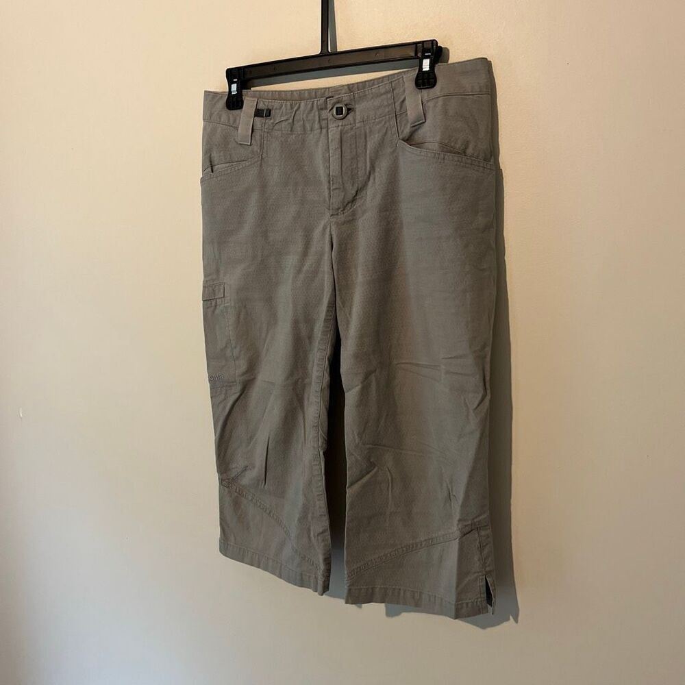 Patagonia W's Venga Rock Capris - Size 8 - Grey Climbing/Hiking Capri Pants
